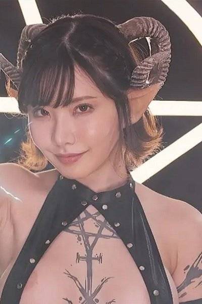 深田咏美 (Eimi Fukada) 高清图片