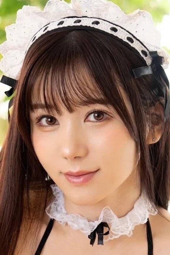 五日市芽依 (Ayumi Manaka) 高清图片
