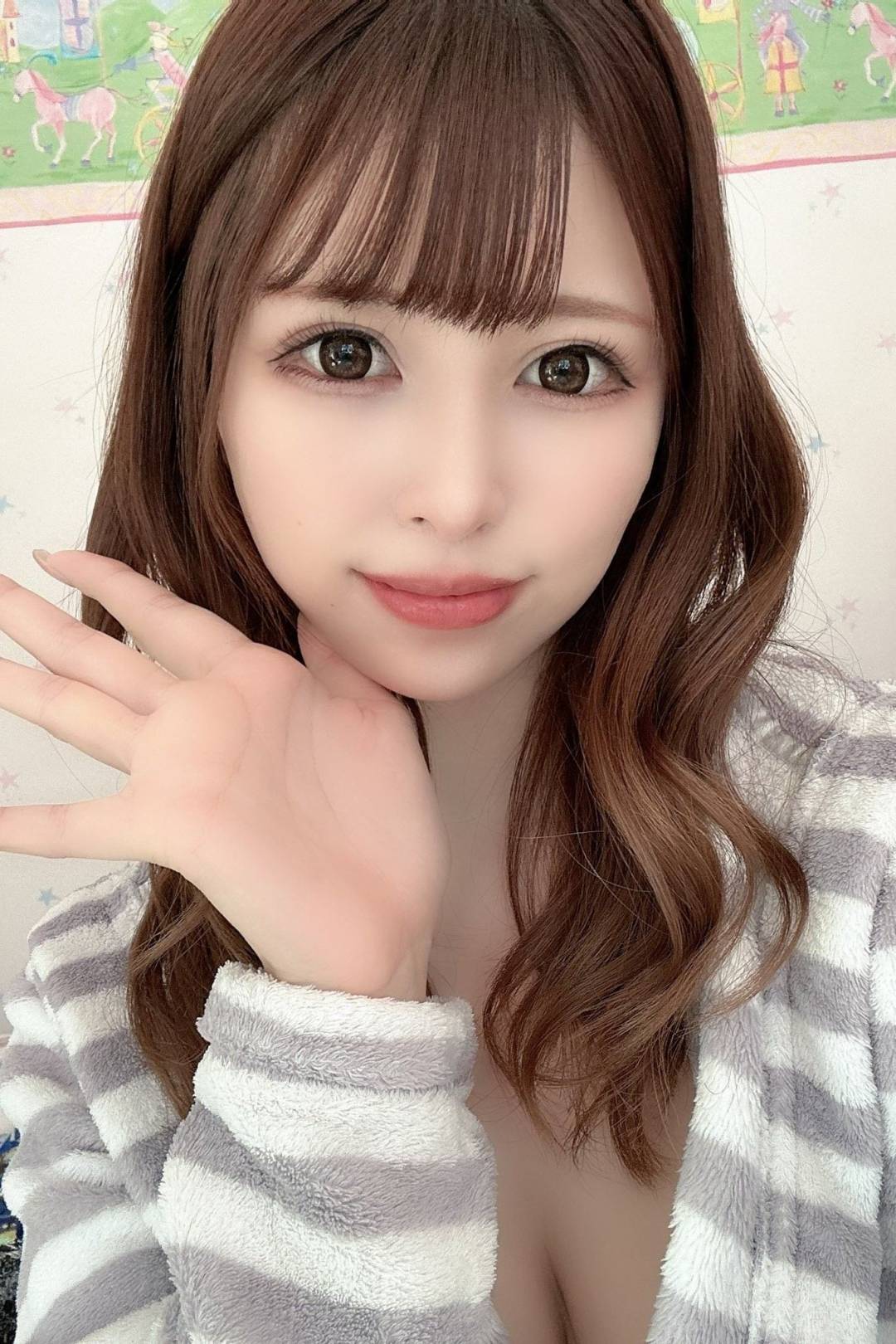 有冈美羽 (Miu Arioka) 高清图片