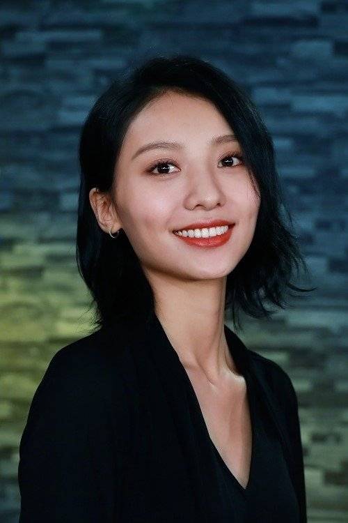 马渝捷 (Ma Yujie) 高清图片