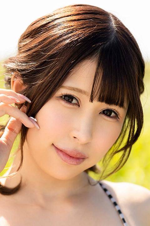有冈美羽 (Miu Arioka) 高清图片