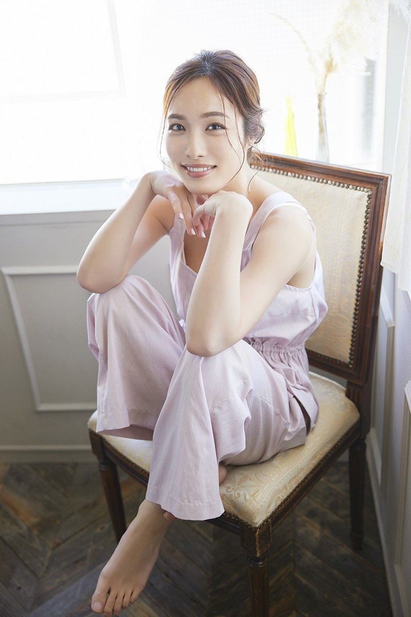 今野杏南,Anna Konno