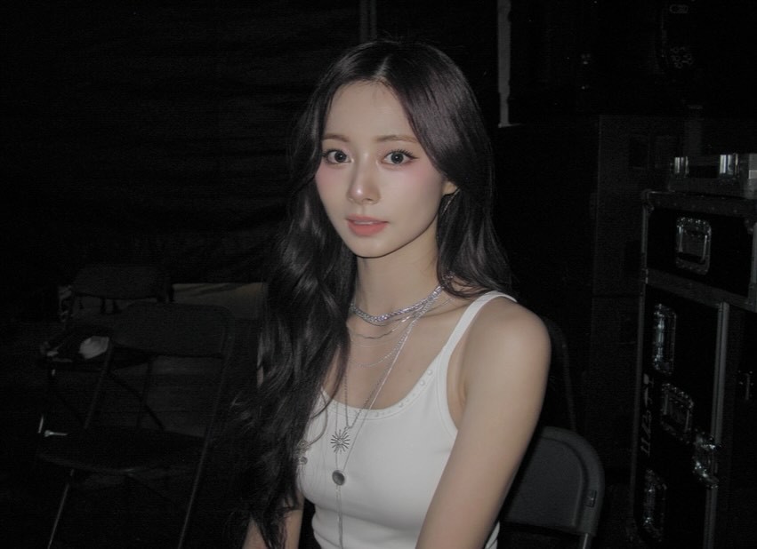 Chou Tzu-yu(周子瑜)