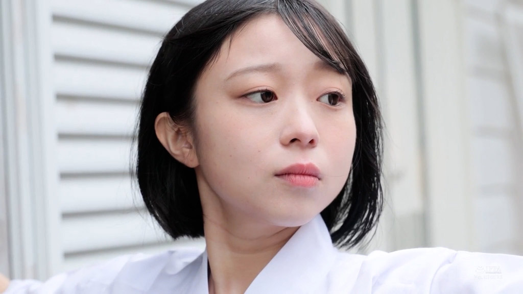 月乃あや(Tsukino Aya)