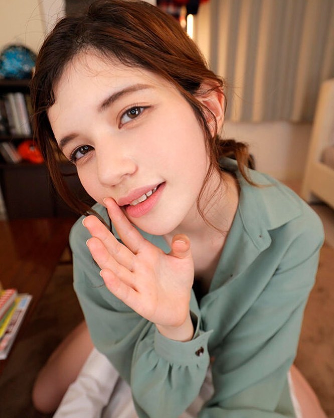 Lauren花恋(ローレン花恋,Lauren Karen)