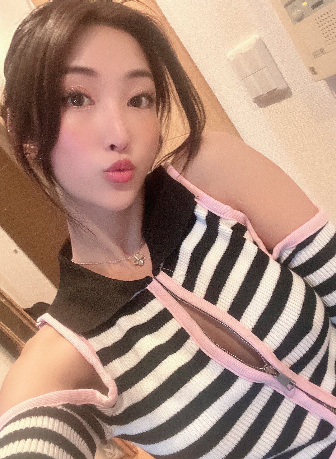 水稀美里(水川スミレ,Mizukawa Sumire)