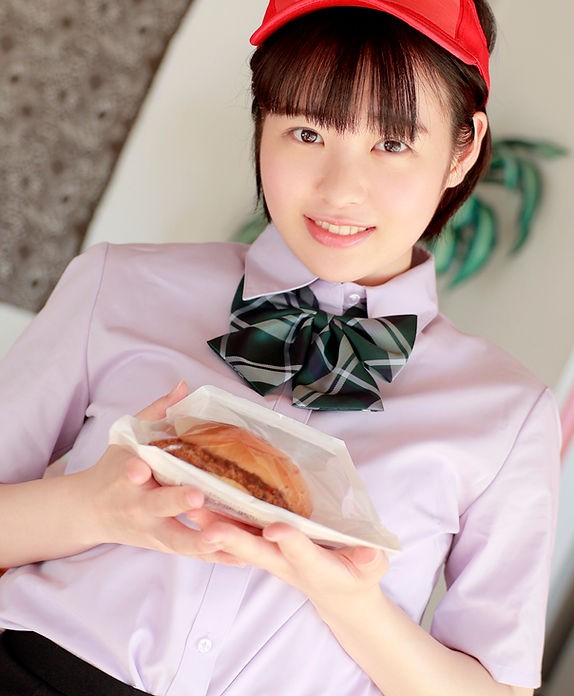 星乃樱(星乃さくら,Hoshino Sakura)