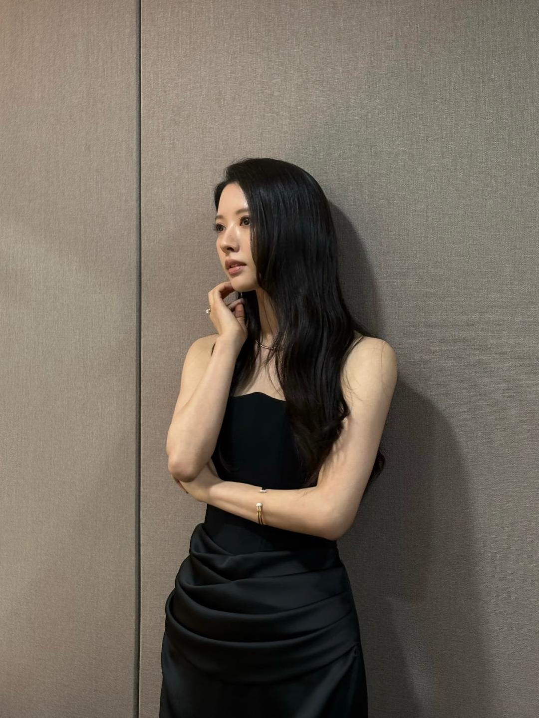 金知妍,Bona 个人照片 第4张
