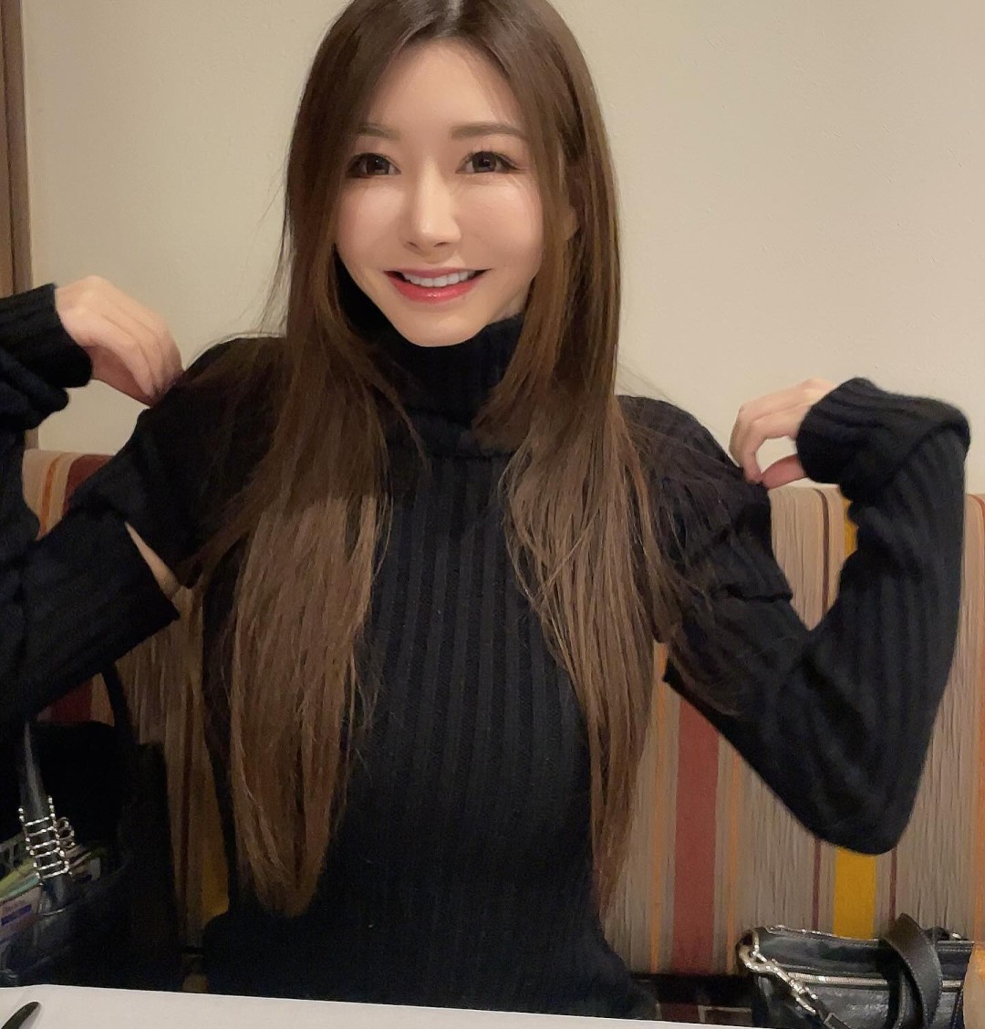 爱弓陵(愛弓りょう,Ayumi Ryo)