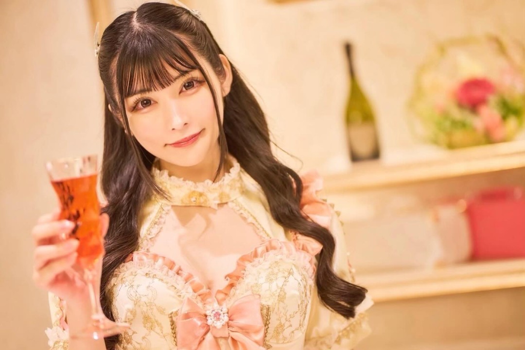 胡桃樱(胡桃さくら,Kurumi Sakura)