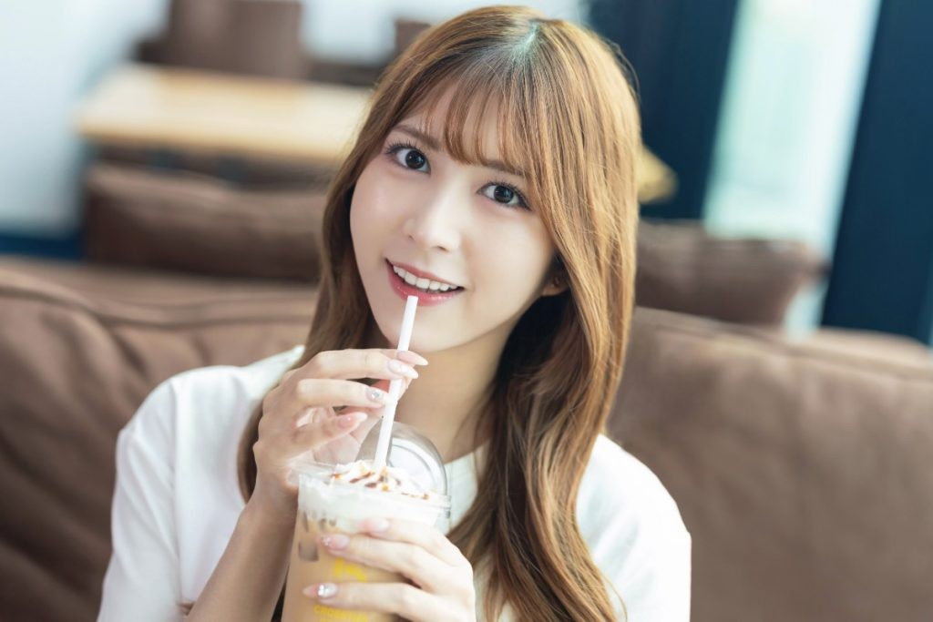 七ツ森りり(七森莉莉,Nanatsumori riri)