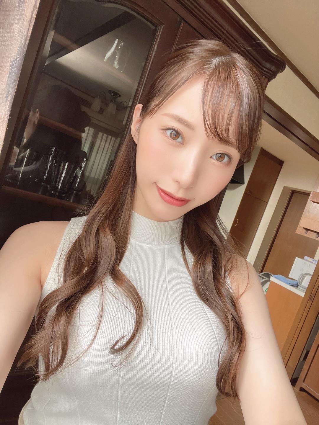 鹫见堇(鷲見すみれ,Sumi Sumire)