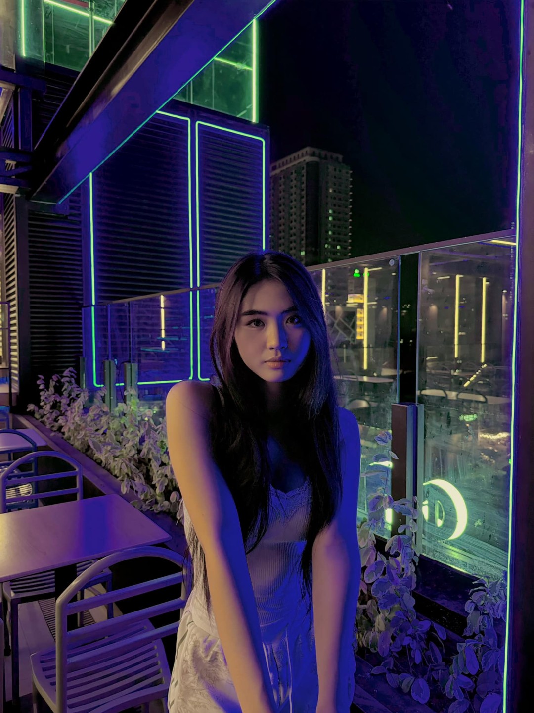 阿兹·阿科斯塔(Azi Acosta)