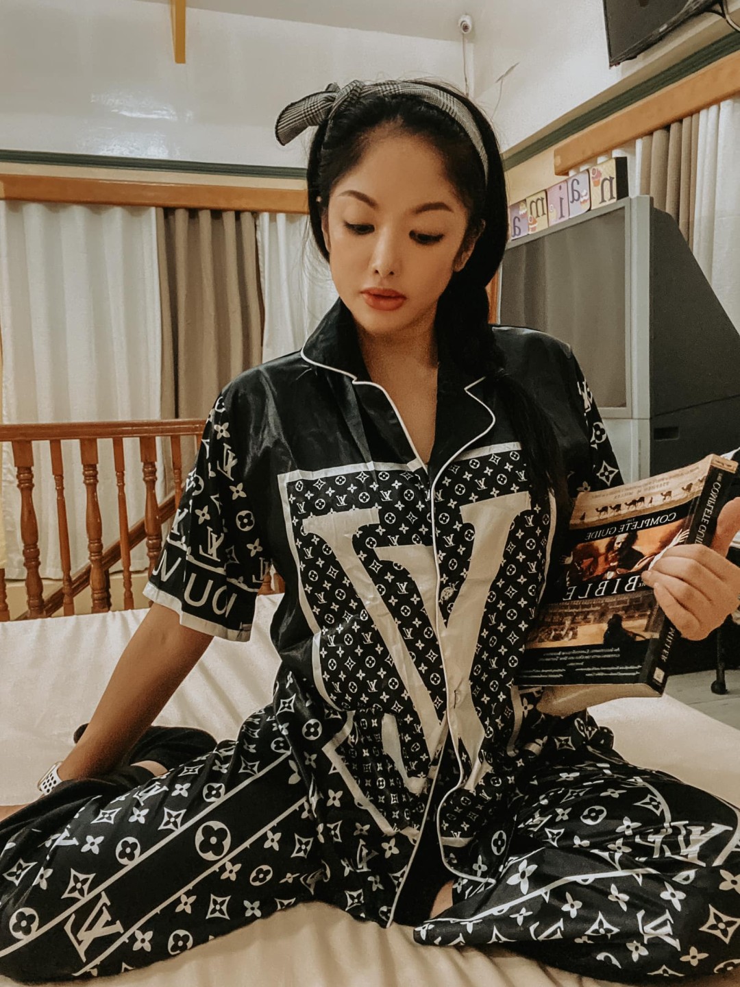 格温·贾尔西(Gwen Garci) 剧照 第3张