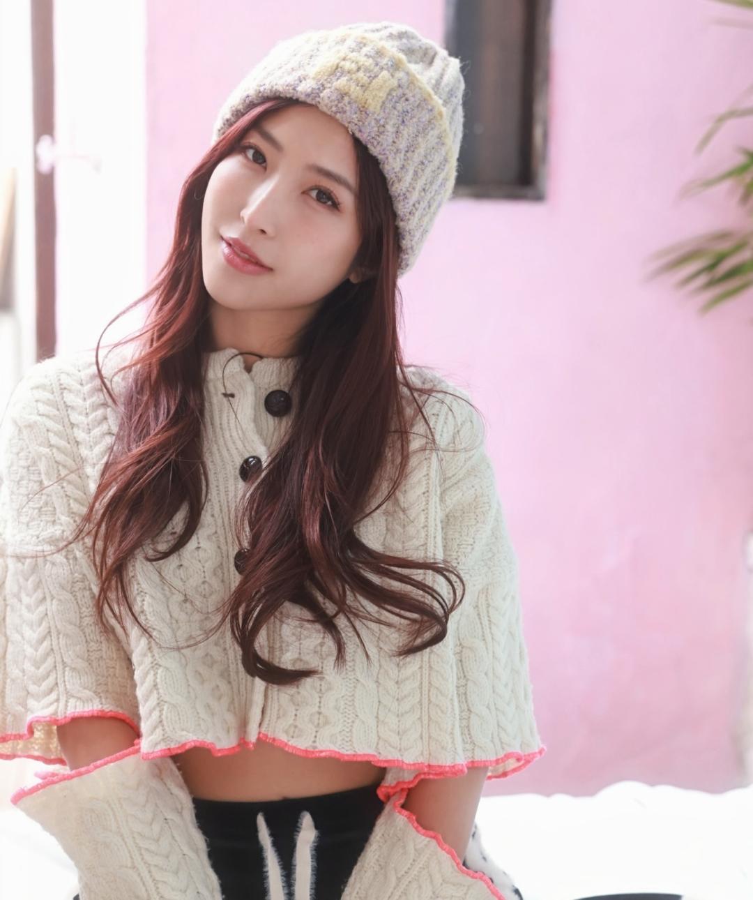 水稀美里(水川スミレ,Mizukawa Sumire)