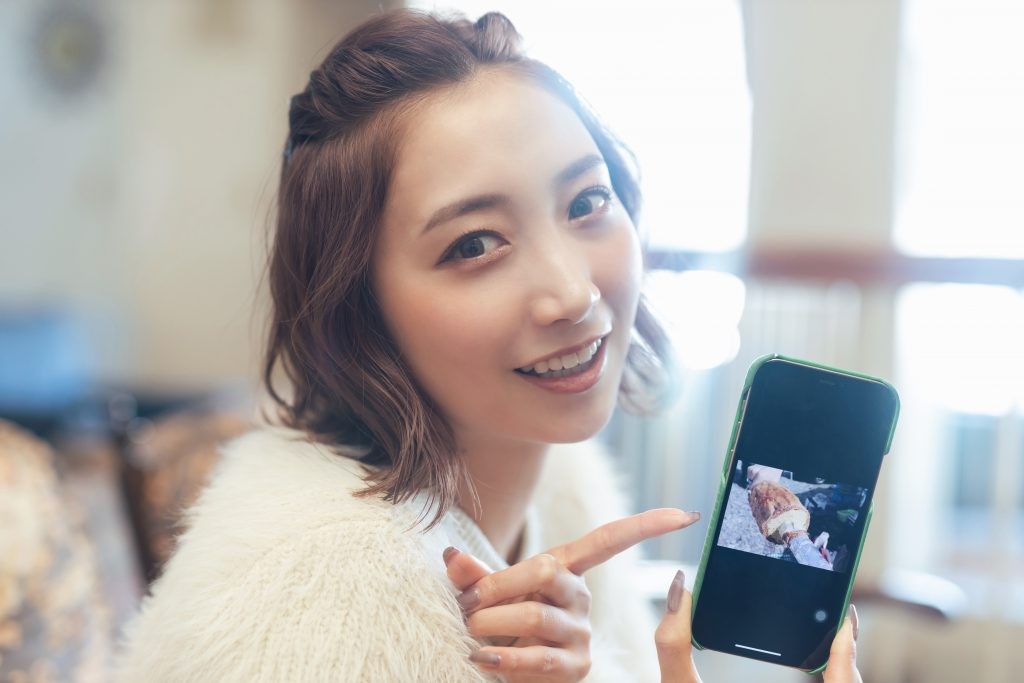 加美杏奈,Kami Anna