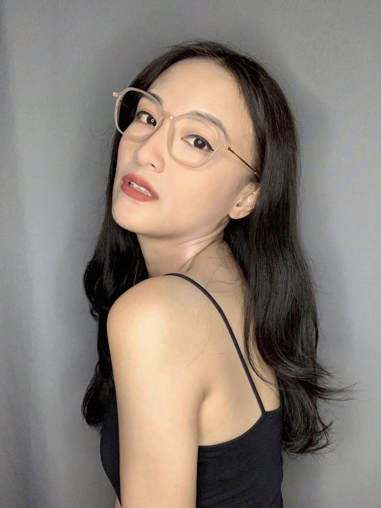 拉里萨·布恩迪亚(Larissa Buendia) 个人照片 第4张