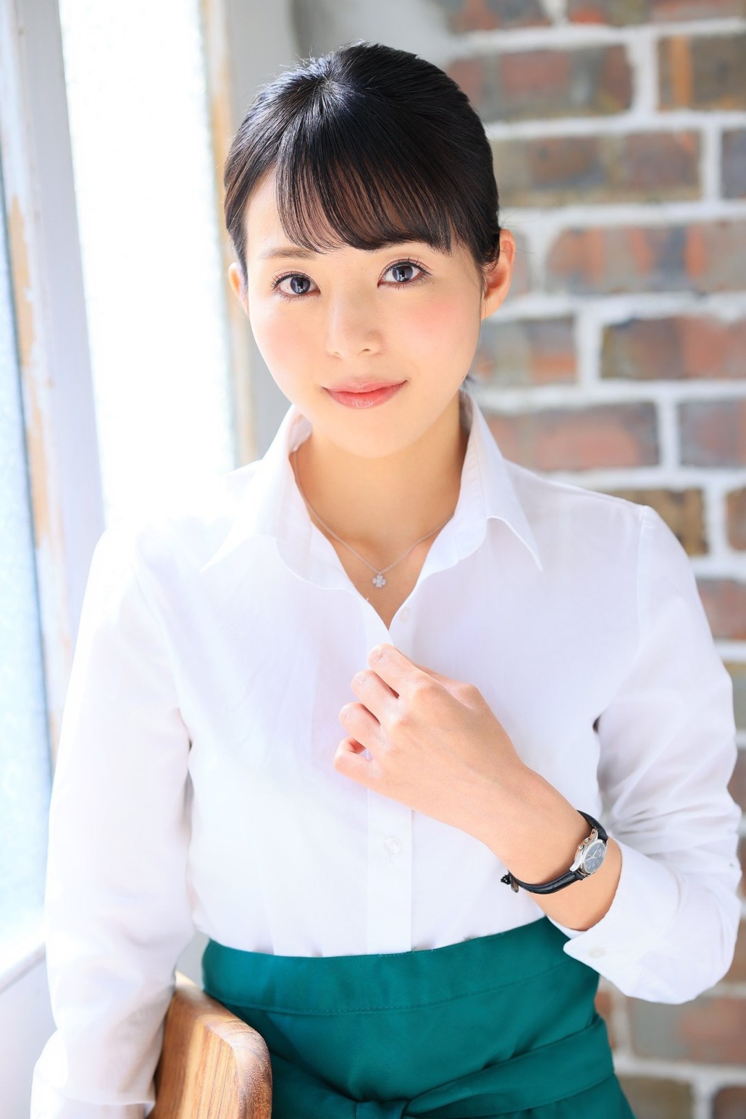 冈田雏乃(岡田ひなの,Okada Hinano)