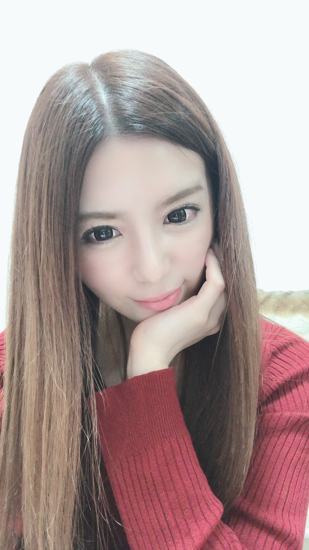 栗林里莉(Kuribayashi Riri)