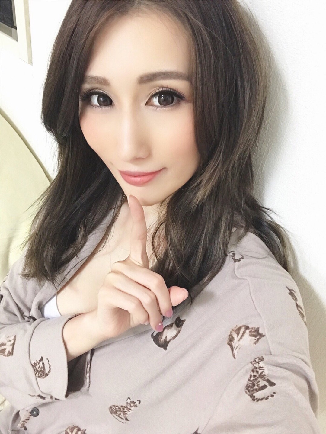 JULIA(京香JULIA)