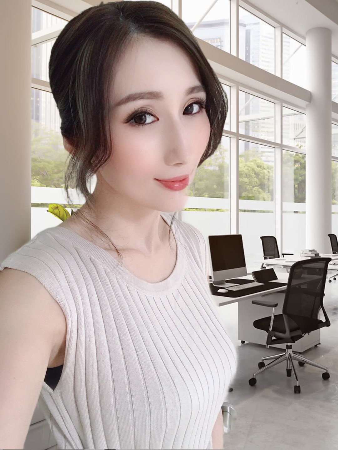 JULIA(京香JULIA)