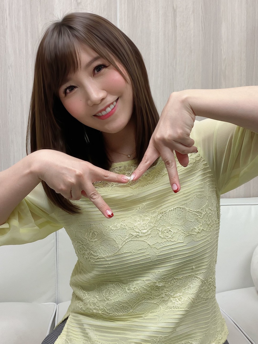 美泉咲(Mizumi Saki)