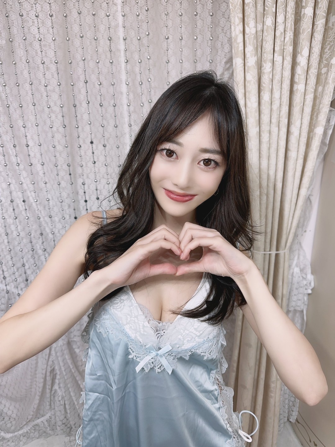 蒼山愛奈(Aina Aoyama,苍山爱奈) 个人照片 第4张