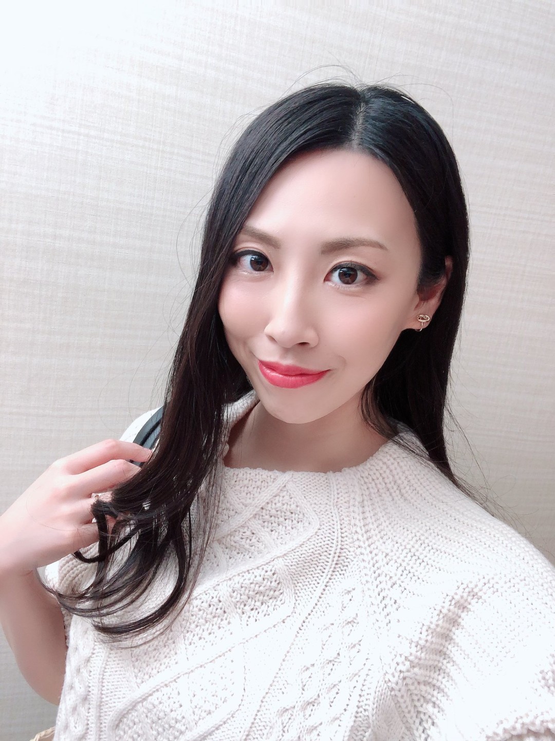 岡西友美(Okanishi Tomomi)