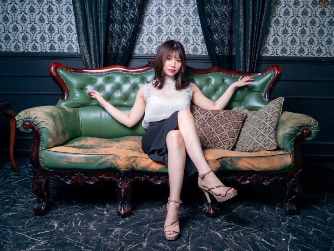 綾瀬舞菜(绫濑舞菜,Ayase Maina)