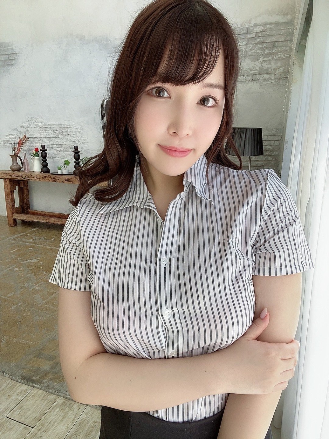 美波汐里(Minami Shiori)