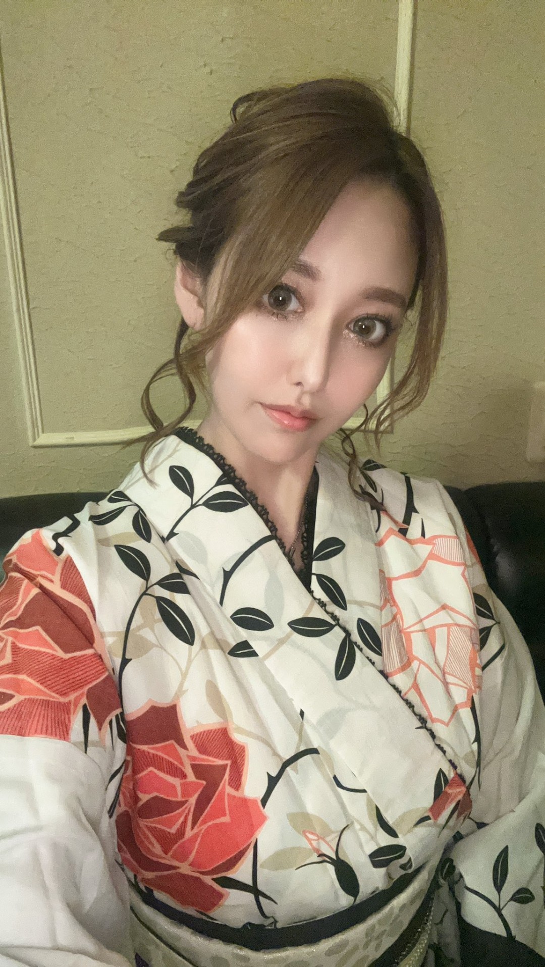 朝桐光(Asagiri Akari)