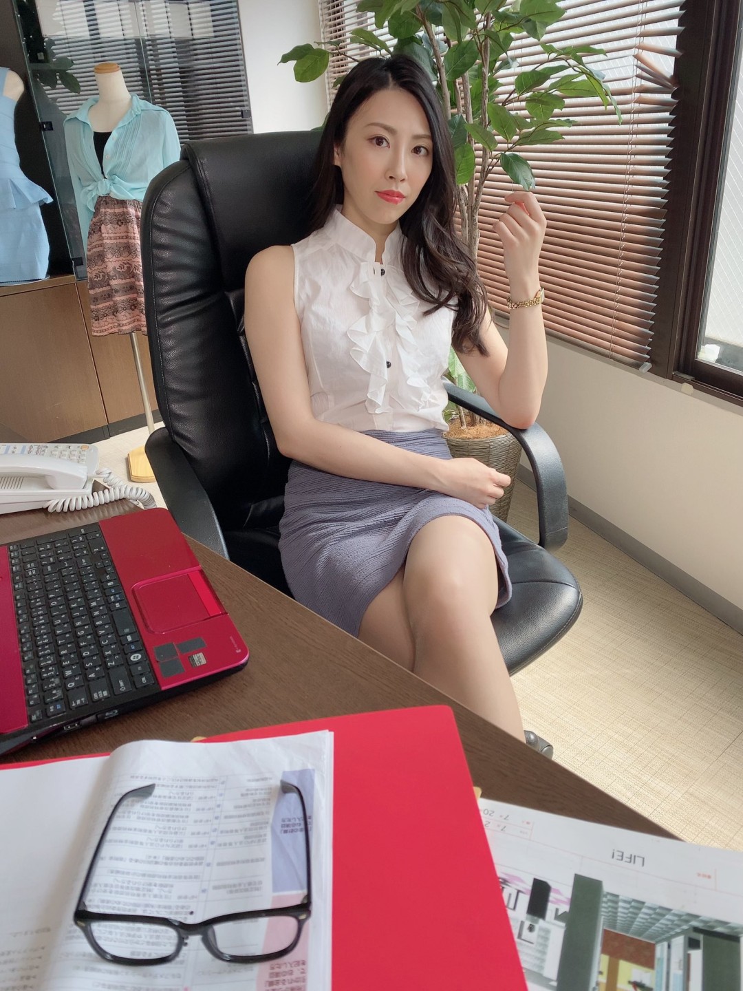 岡西友美(Okanishi Tomomi)