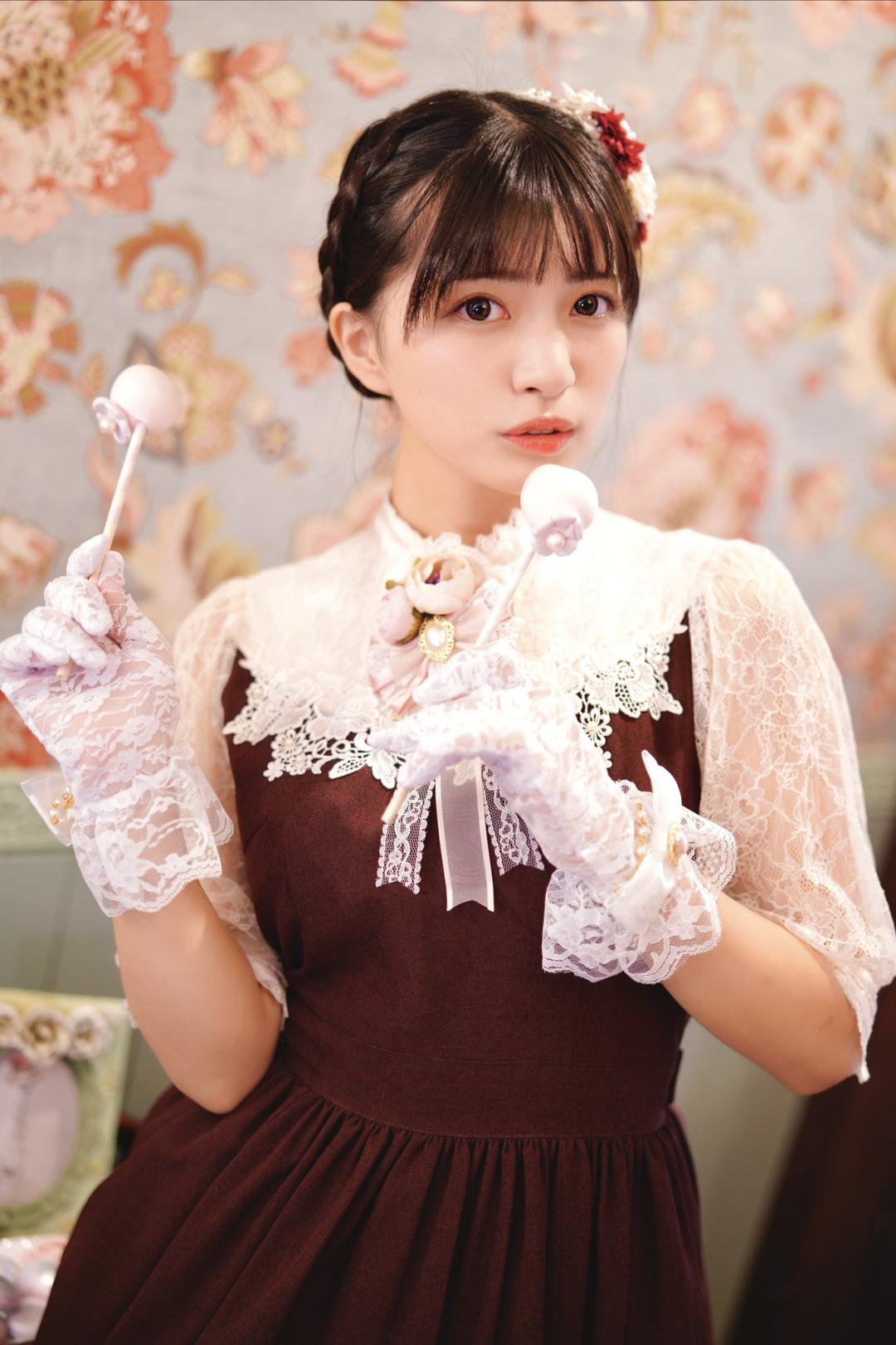 根尾明里(根尾あかり,Neo Akari)