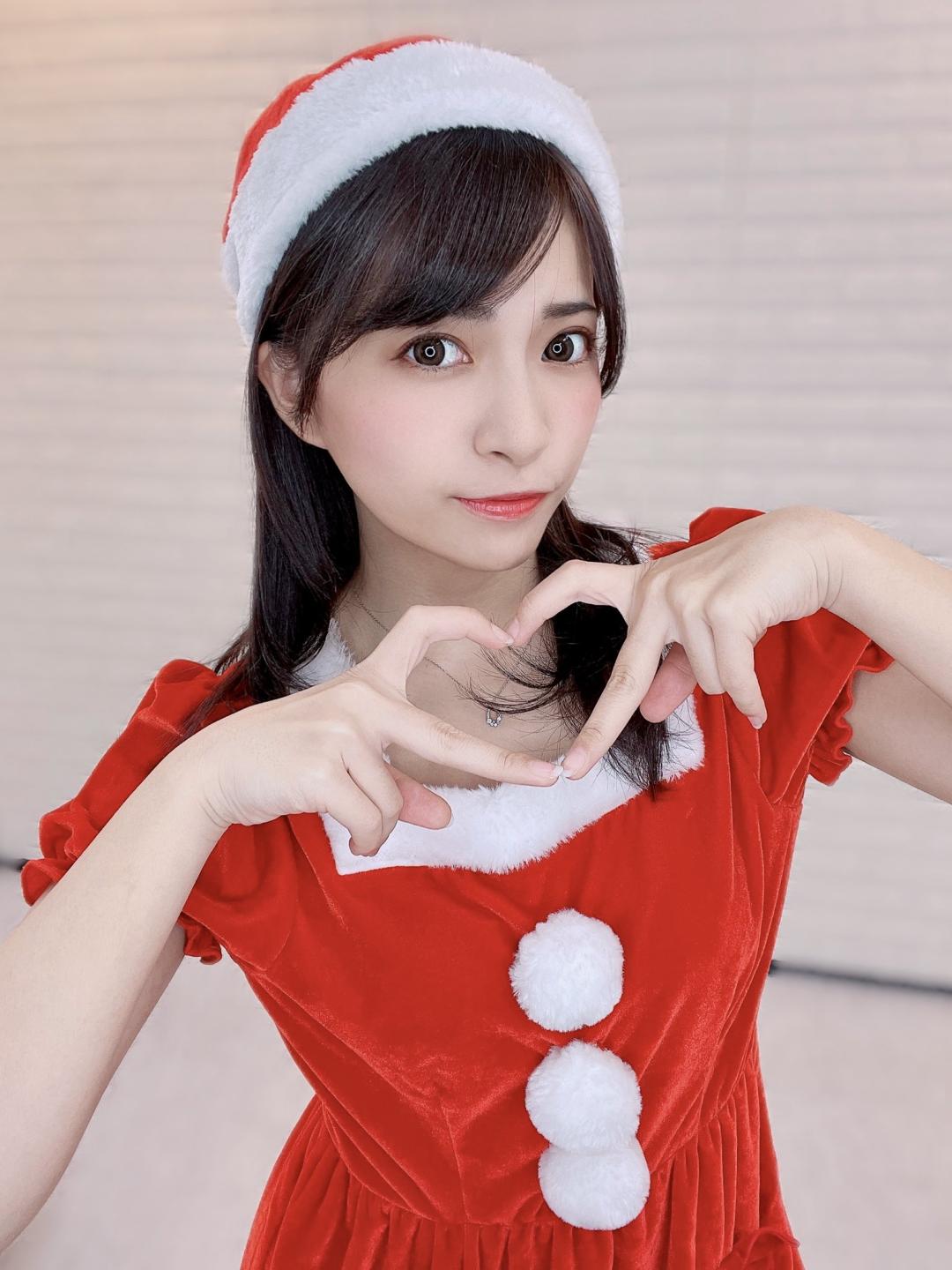 根尾明里(根尾あかり,Neo Akari)