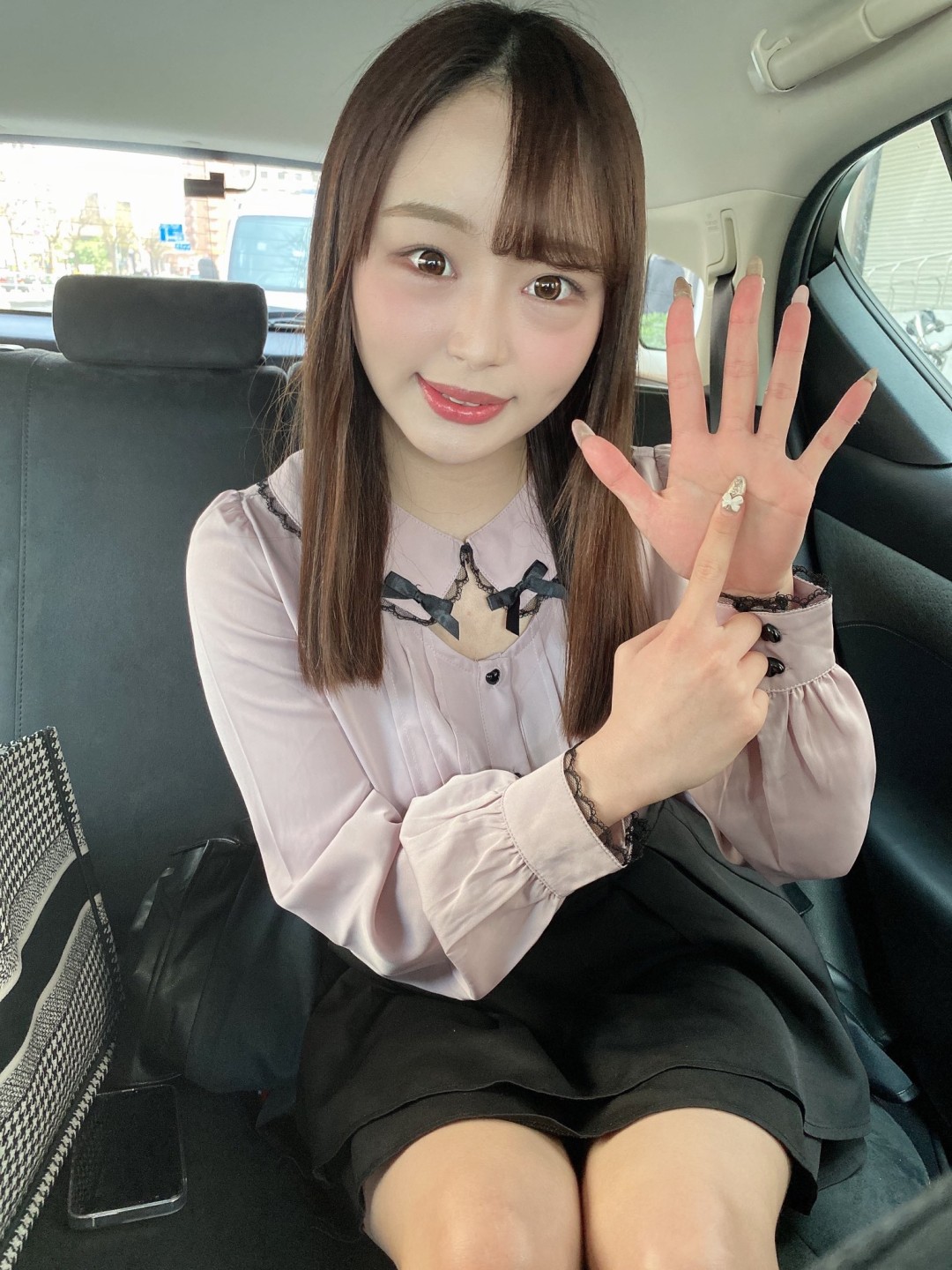 唯奈实月(唯奈みつき,Yuina Mitsuki)