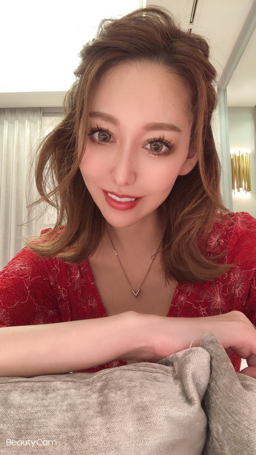 朝桐光(Asagiri Akari)