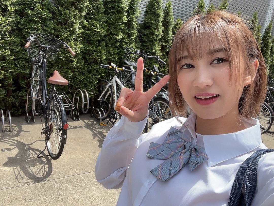 美波桃(美波もも,Minami Momo)