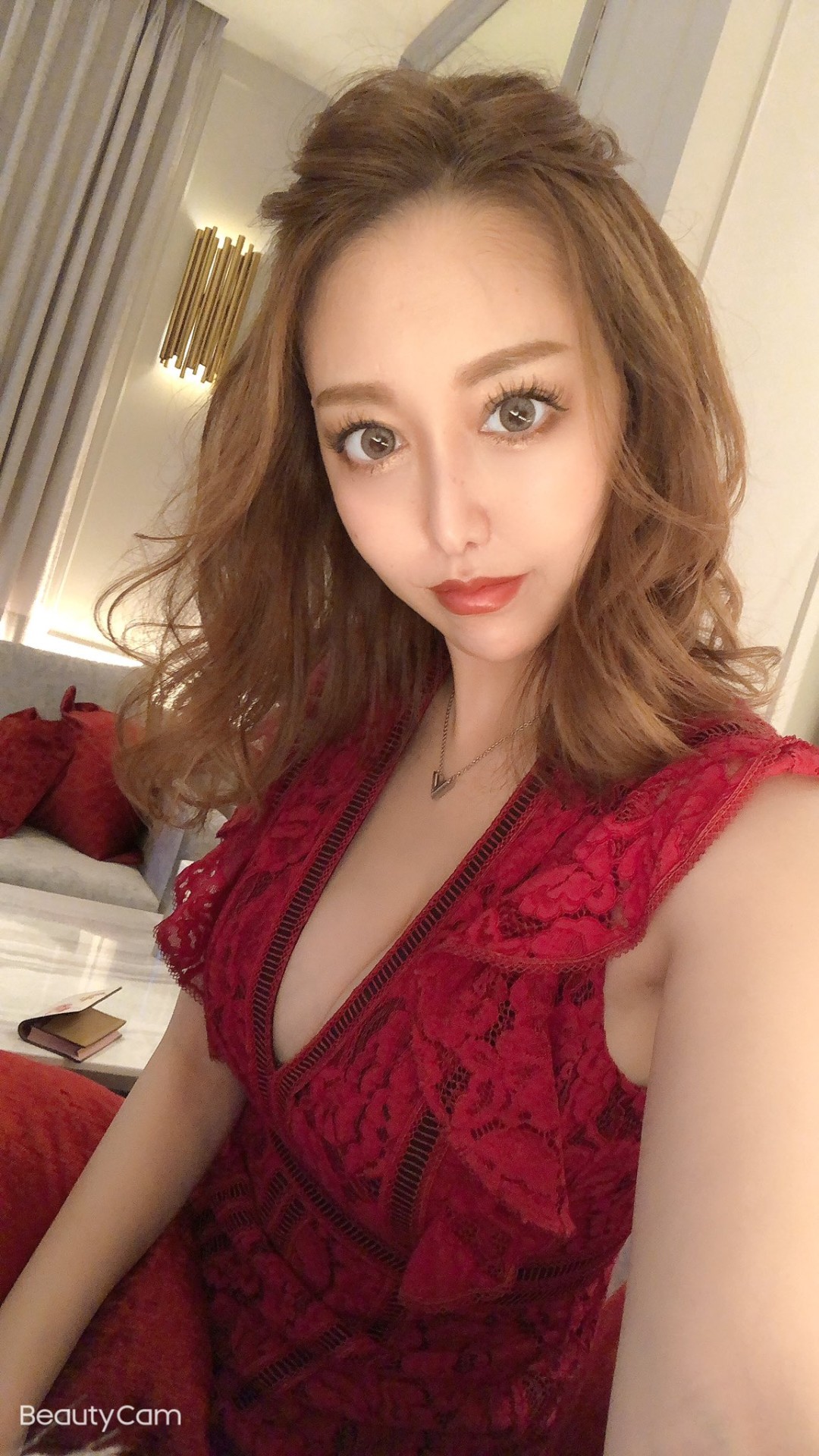 朝桐光(Asagiri Akari)