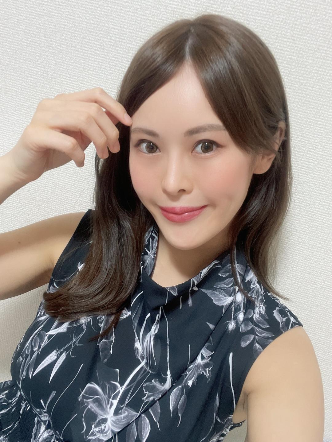 柚月ありさ,絢音りさ(Risa Ayane)