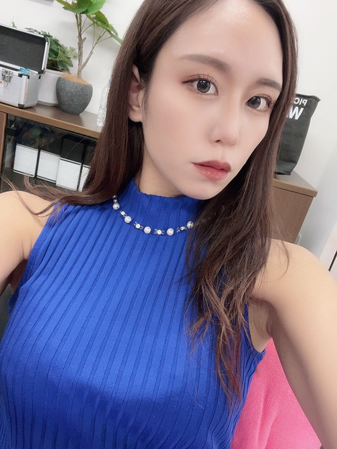 中尾芽衣子,Nakao Meiko