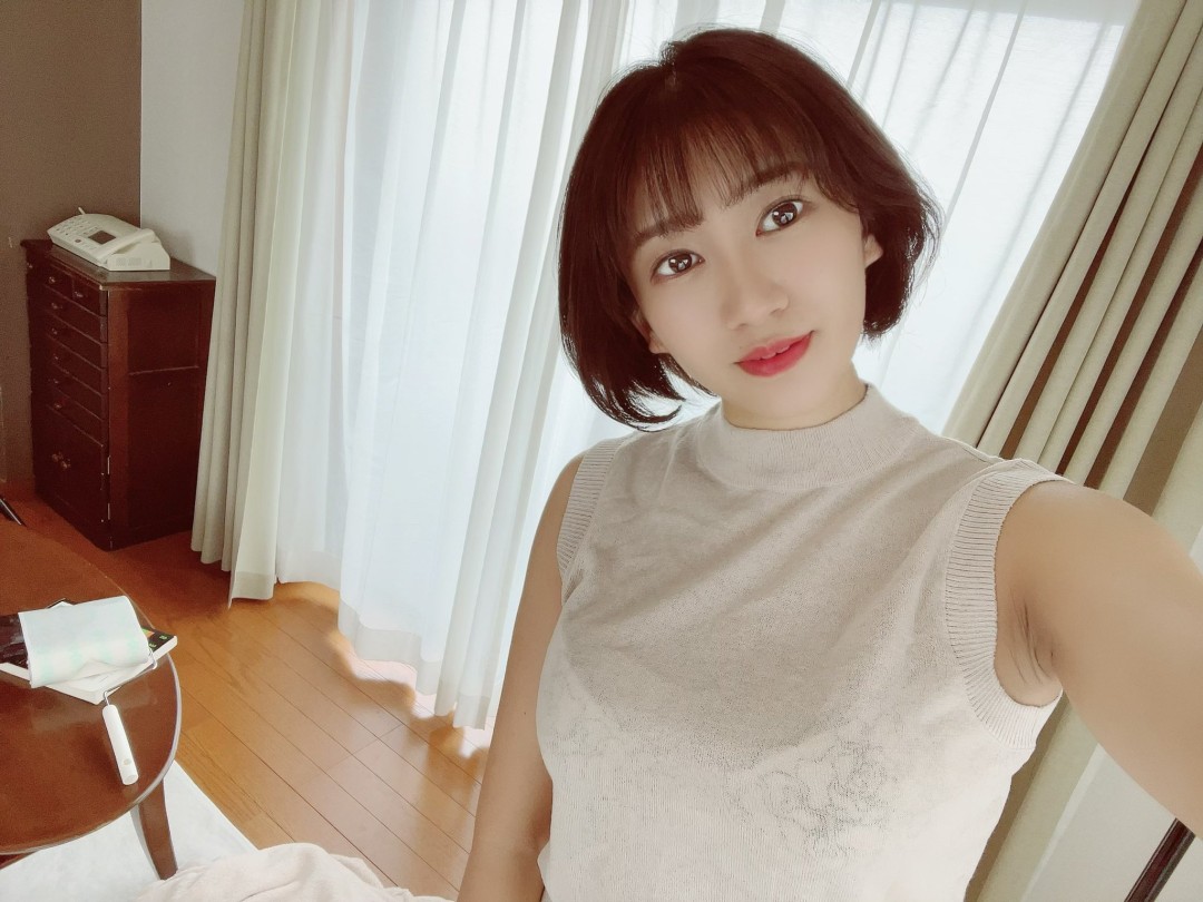 美波桃(美波もも,Minami Momo)