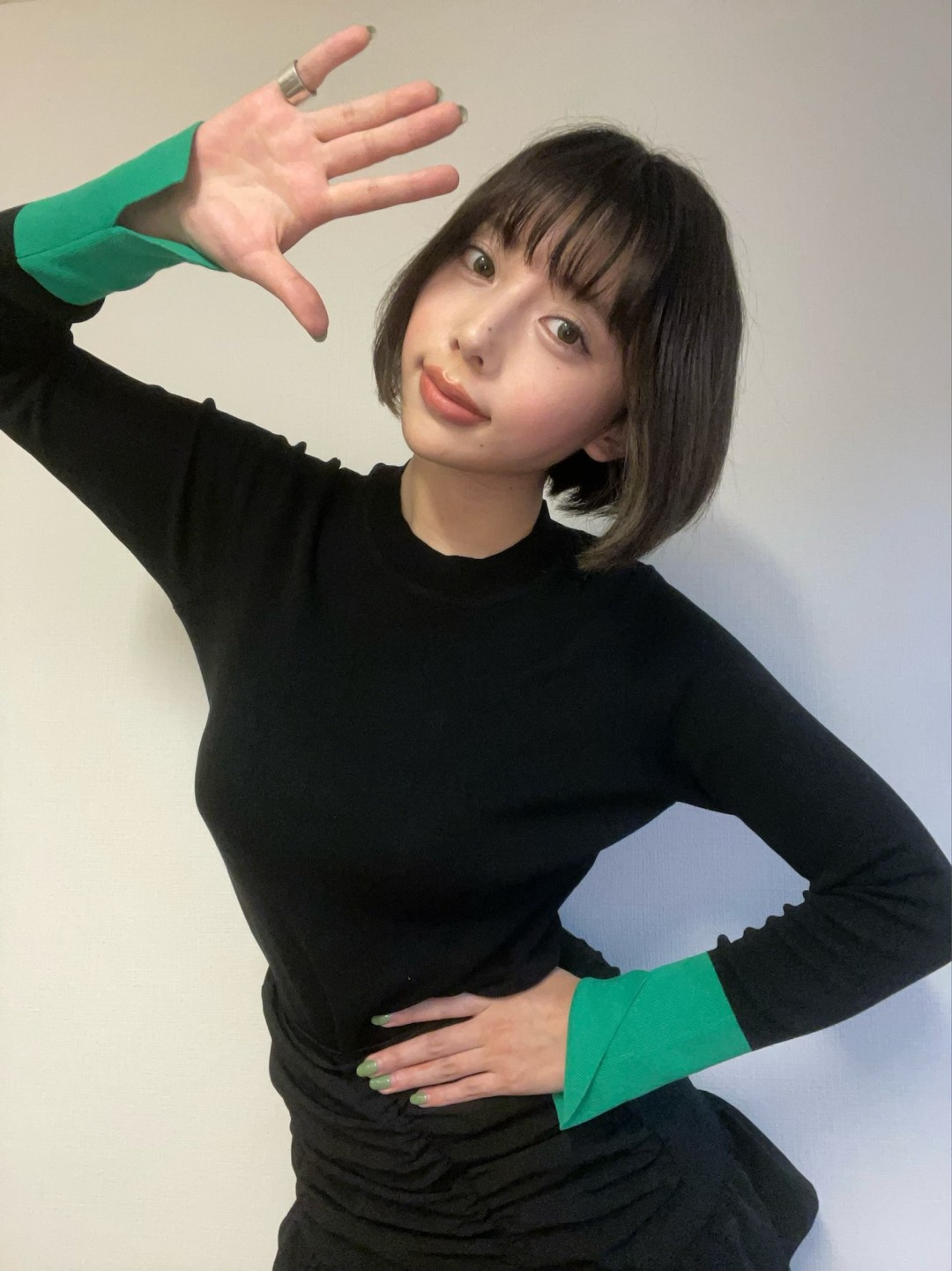 安位薫(安位カヲル,Yasui Kaoru)