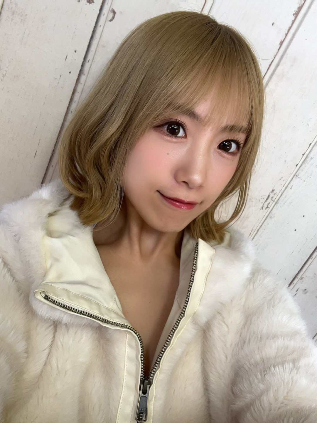 长濑麻美(長瀬麻美,Nagase Mami)
