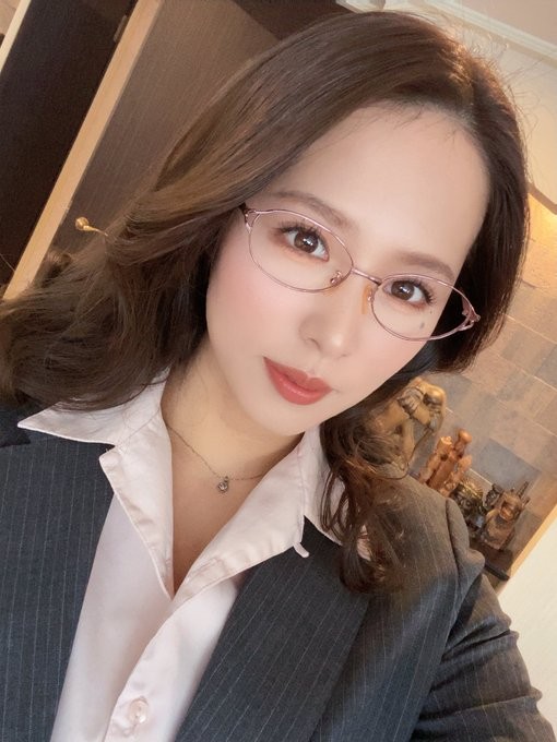 通野未帆(Tono Miho)