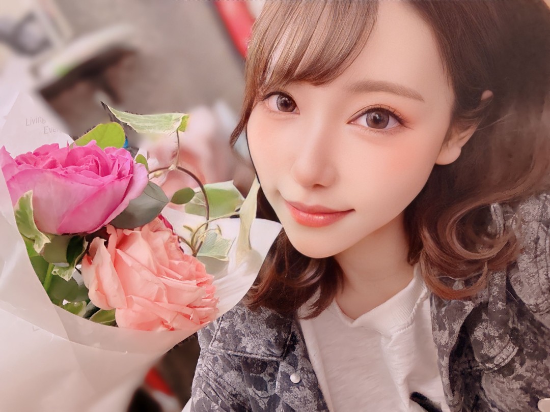 沙月芽衣(さつき芽衣,Satsuki Mei)