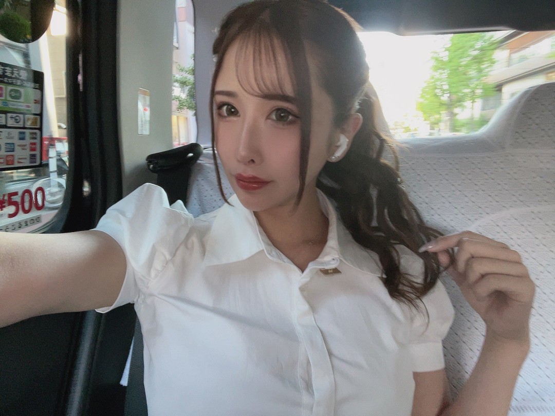 東あかり(东明里,Azuma Akari)