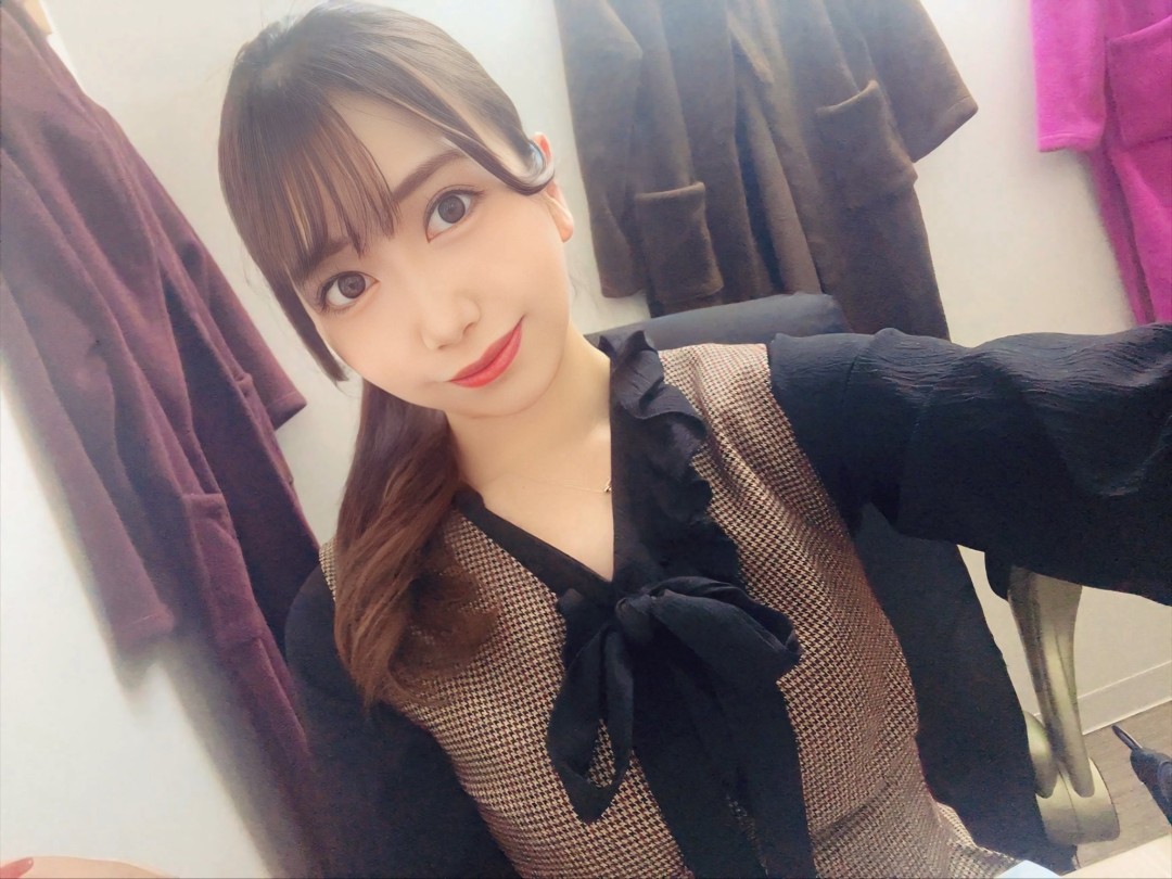 大浦真奈美(Oura Manami)