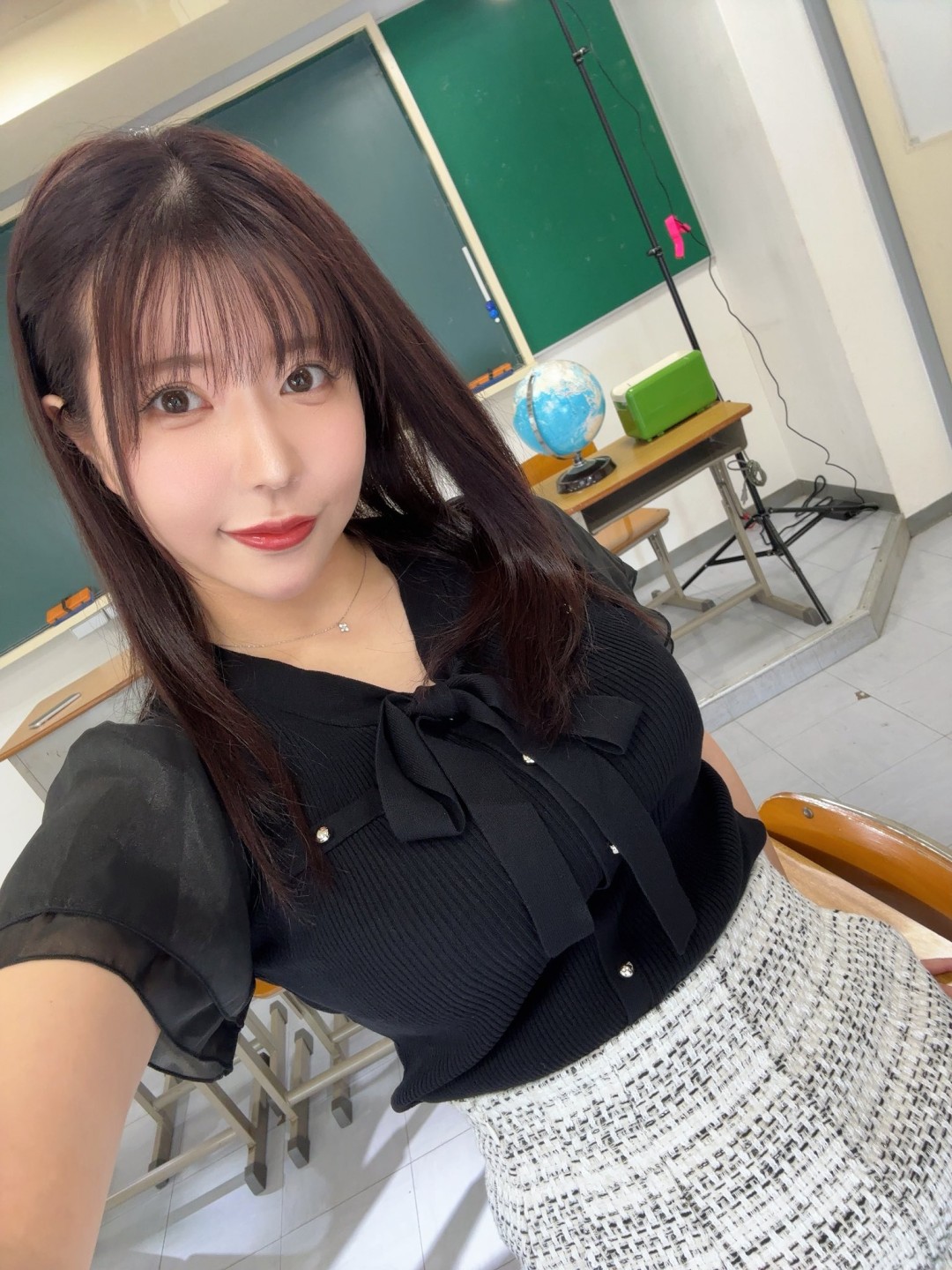 綾瀬舞菜(绫濑舞菜,Ayase Maina)