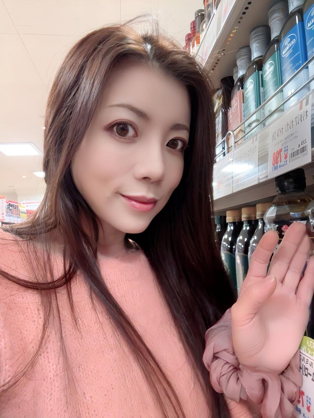 小倉みきね(Mikine Ogura)