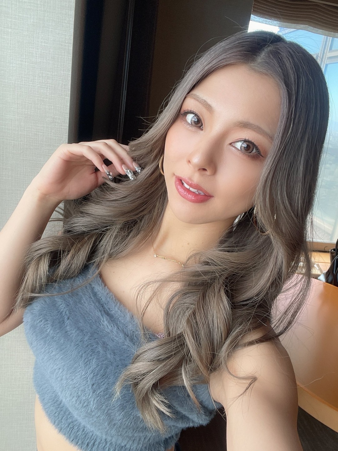 岬梓(岬あずさ,Misaki Azusa)